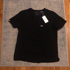 Figs Black Scrub Top